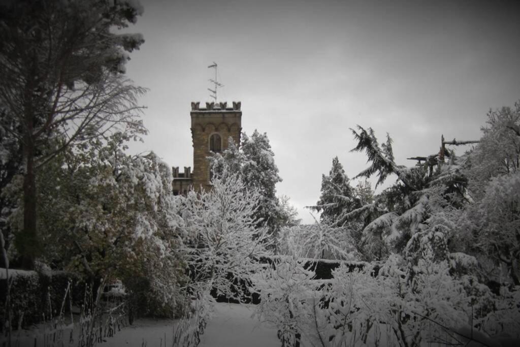 Casa La Torre Un Castello Alle Porte Di Firenze Bagian luar foto