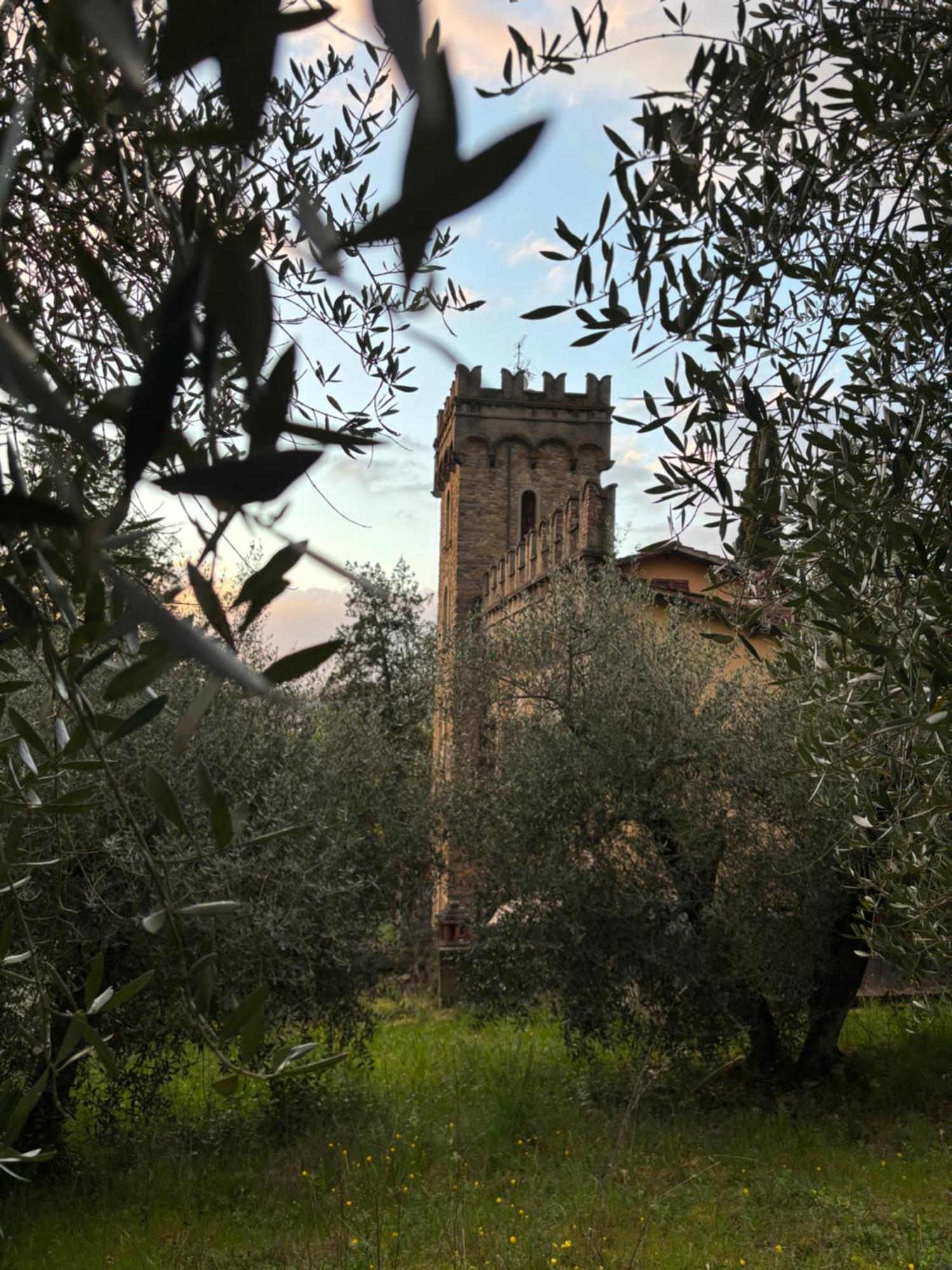 Casa La Torre Un Castello Alle Porte Di Firenze Bagian luar foto