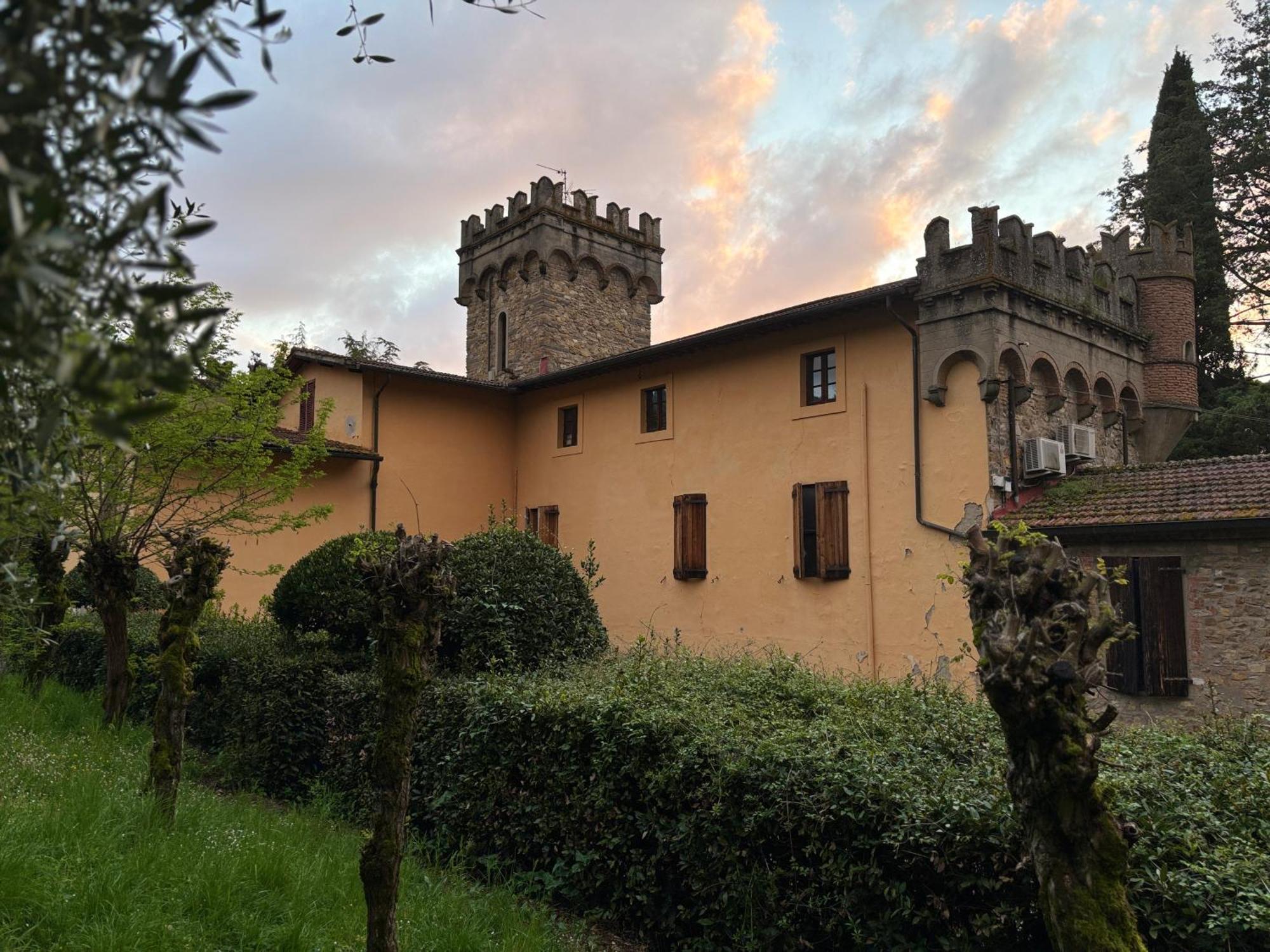 Casa La Torre Un Castello Alle Porte Di Firenze Bagian luar foto