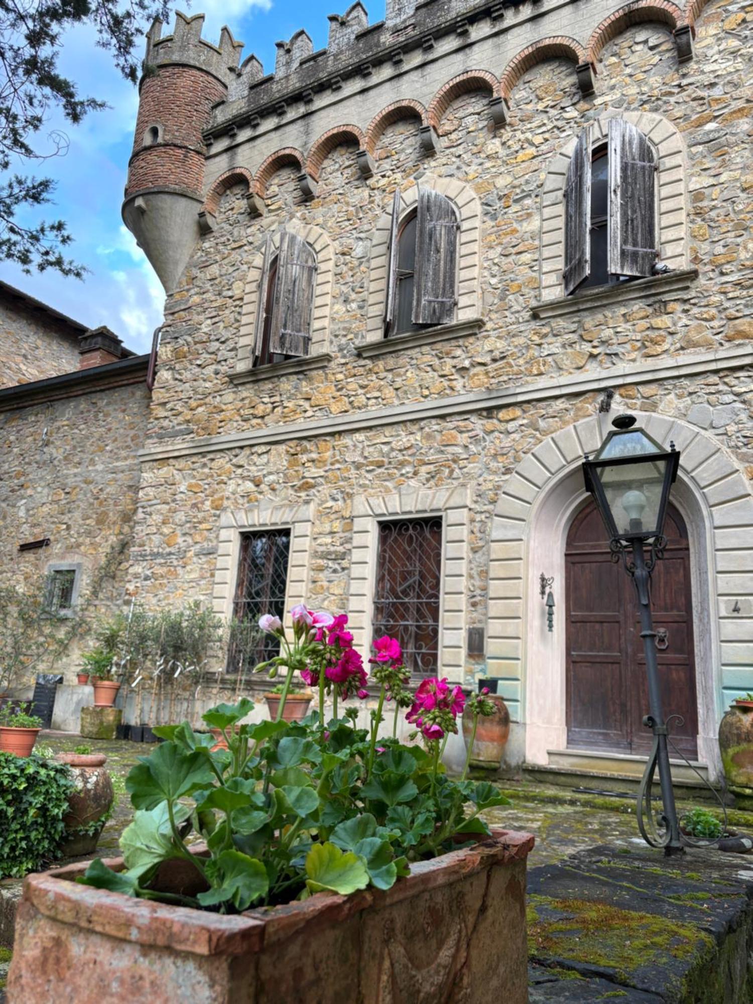 Casa La Torre Un Castello Alle Porte Di Firenze Bagian luar foto